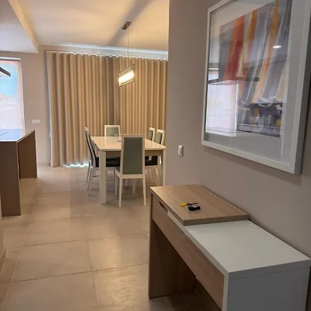 Lightoasis Oasis Mar 6 * Portimão