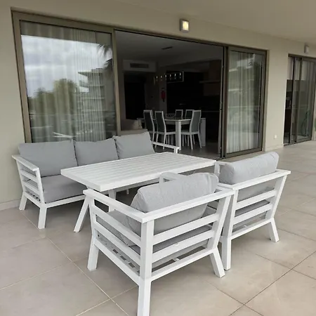 Lightoasis Oasis Mar 6 * Portimao